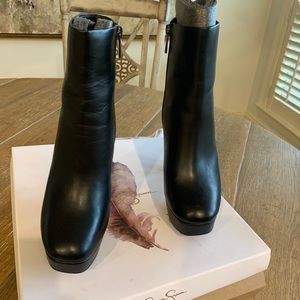 Jessica Simpson JS-Sarita booties. Brand New with box